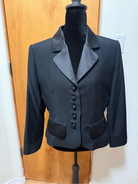 Yves Saint Laurent Jackets & Blazers - Yves Saint Laurent Black Satin-Trim Tailored Blazer